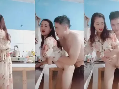 Em đang nấu ăn mà anh cũng kéo váy lên chịch